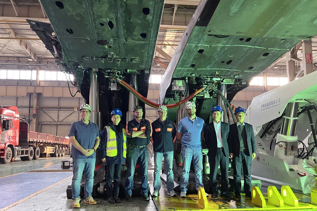 1765330250103169.jpg 03.jpg